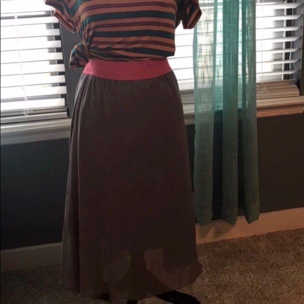 New medium lularoe Lola